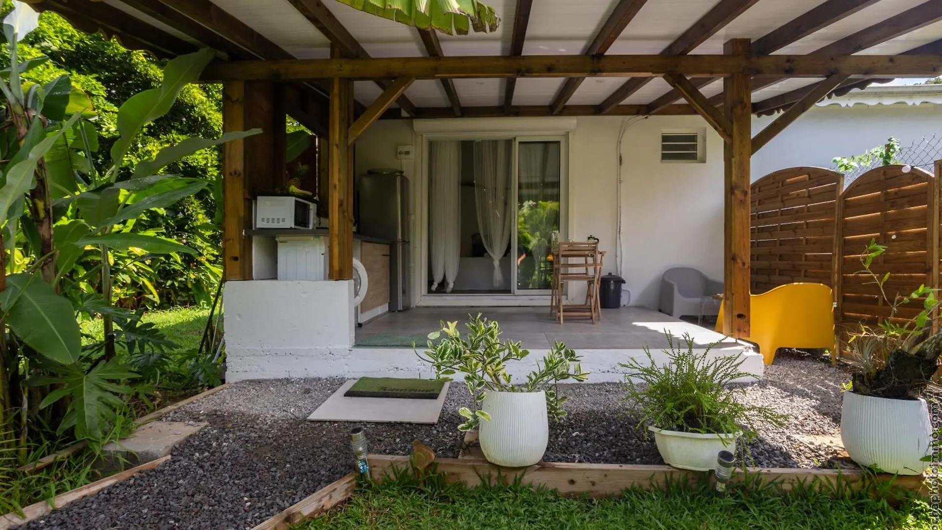 Studio Entre Ciel Et Rivieres Petit-Bourg Apartment